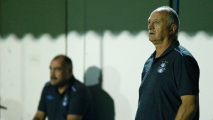 Após derrota, Felipão critica primeiro tempo do Grêmio: &#039;Foi péssimo&#039;