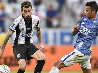 Santos cede empate ao Cruzeiro e se complica na briga pelo título