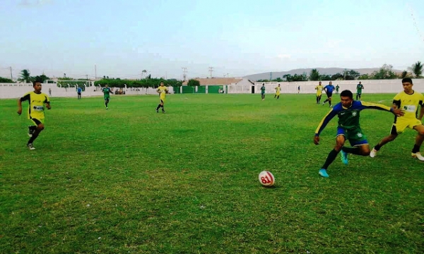 TROFÉU RESTAURANTE E PEIXARIA O BARRIGUDO: Resultados dos jogos de sábado pela 7ª Copa Amigos da Bola