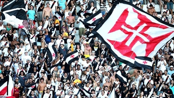 Corinthians e Vasco se enfrentam em &#039;guerra&#039; por hexa ou sobrevida