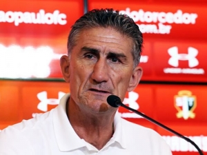 Time chega pior para semi que há 2 meses, diz Bauza