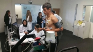 Pensando em 2016, Corinthians se antecipa e inicia exames do elenco